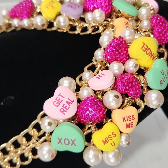 🔹️Betsey Johnson 🔹️Think Pink  Swwetheart Candy XO Statement Necklace  💛✨️💗 - Picture 9 of 11